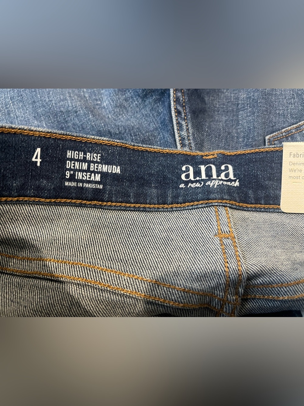 Ana Dark Wash Size 4 Mid Length Denim Bermuda Short Jorts  NEW